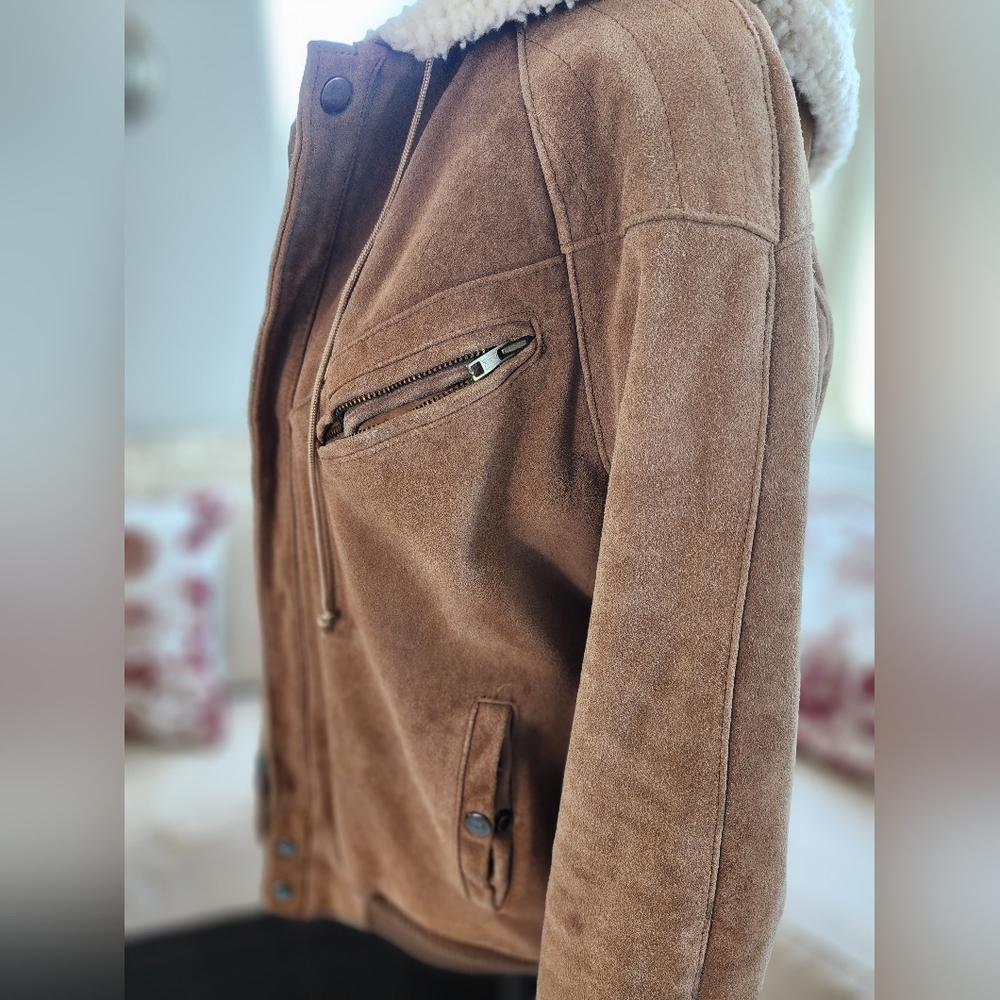 Great Condition Womens Shearling Lined Tan Leather Jacket size 36 - Picture 2 of 12